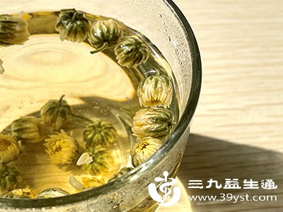 葛根花泡水喝有啥功效 这些好处值得了解