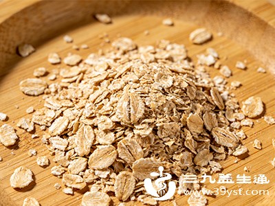 燕麦麸皮功效强 肠道喜欢血糖爱 正确吃它益处多
