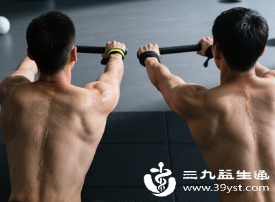 适当运动能锻炼肌肉、保护关节，但过度运动只会适得其反