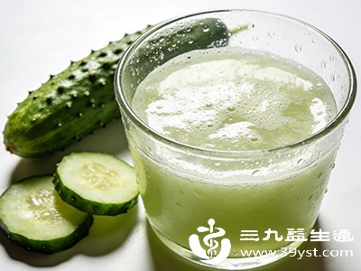 黄瓜汁是减肥好帮手 能辅助控热量 但别指望它“躺瘦”
