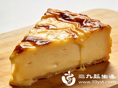 减肥期间可以吃芝士,但需严格控制量,优先选择低脂芝士,并将其热量计入全天总热量预算中,确保不超标 减肥期间可以吃芝士,但需严格控制量,优先选择低脂芝士,并将其热量计入全天总热量预算中,确保不超标