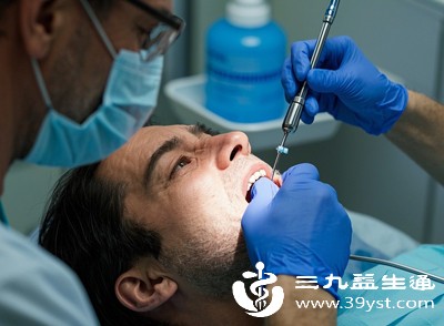 烟民必看 拔牙后抽烟=白遭罪 轻则延缓愈合重则剧痛感染