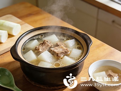 白萝卜排骨汤（补气养肺）