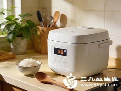 电饭煲保温别超4小时 再省也别省这一步 当心吃出问题