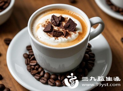 饮用时间尽量选在上午，避免下午或晚上饮用，防止影响夜间睡眠