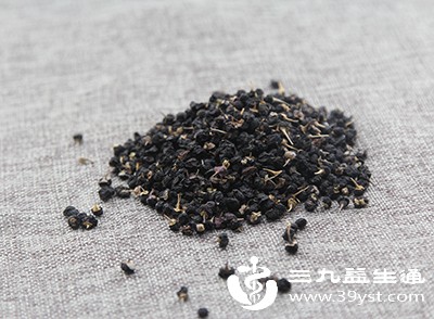 黑枸杞的滋补作用与之协同，共同调节气血，让身体更有活力