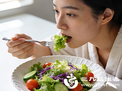 极端节食难以长期坚持 极端节食难以长期坚持