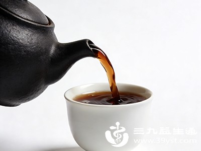 茶汤也不宜过浓,以防刺激肠胃,影响营养吸收 茶汤也不宜过浓,以防刺激肠胃,影响营养吸收