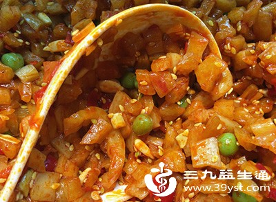 减少腌制食品、甜食的摄入