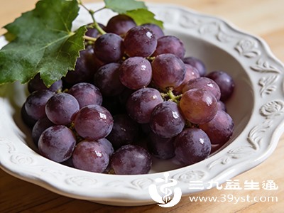 柿子、葡萄、茶叶等食物富含鞣酸 柿子、葡萄、茶叶等食物富含鞣酸