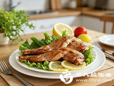 肠胃功能较弱者食用兔肉时应避免与辣椒、大蒜、芥末等刺激性强的食物搭配