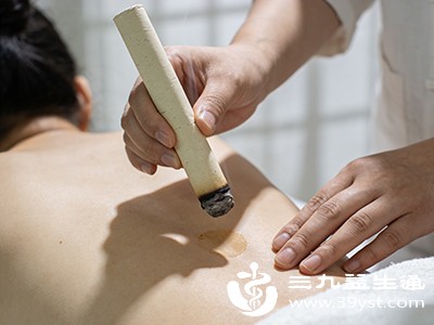 艾灸具有温经散寒、祛湿通络的作用 艾灸具有温经散寒、祛湿通络的作用