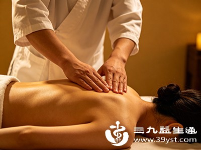 别再忽视推背 女人坚持做疏经络排湿气还调体态 看完想试