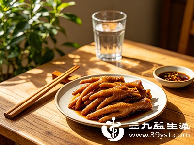 建议将鸡爪作为“加餐”或“蛋白质补充来源” 建议将鸡爪作为“加餐”或“蛋白质补充来源”