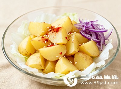 土豆作为主食时要减少米饭、面条的量 土豆作为主食时要减少米饭、面条的量