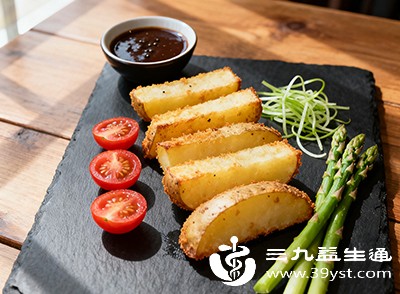 选蒸土豆(升糖指数约50)而非烤土豆(升糖指数约80) 选蒸土豆(升糖指数约50)而非烤土豆(升糖指数约80)