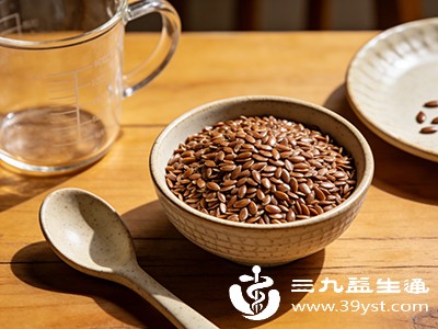 坚持每天一勺亚麻籽，你可能会收获意外的健康红利