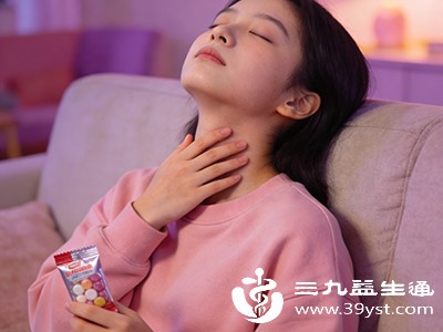 咽喉与口腔相通,咽喉病变可能通过分泌物倒流引发咸感 咽喉与口腔相通,咽喉病变可能通过分泌物倒流引发咸感