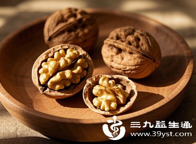 核桃富含Omega-3脂肪酸,能调节大脑神经递质 核桃富含Omega-3脂肪酸,能调节大脑神经递质