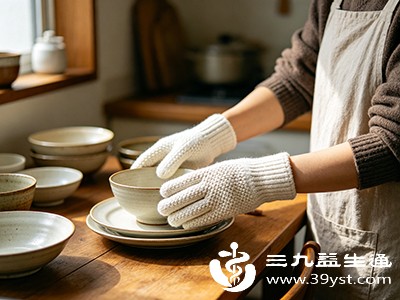 日常活动时,可佩戴宽松的棉质手套 日常活动时,可佩戴宽松的棉质手套