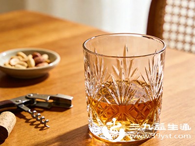 医生反复强调：这几种病别喝酒 肝胃心脏都会受重创