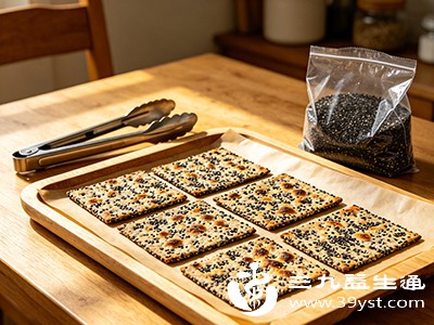 烤黑芝麻脆片