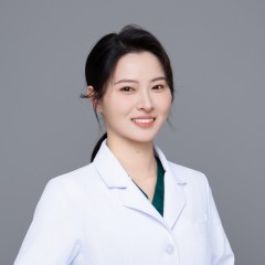 周佳丽