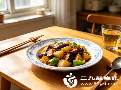 地三鲜——三样素菜，个个是“吸油大户”