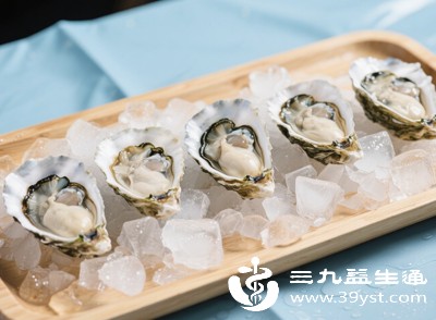 虽营养丰富，但过量食用（如一次超过200克）可能导致锌摄入过多