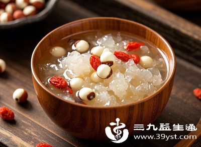 5克干银耳煮羹（无糖）