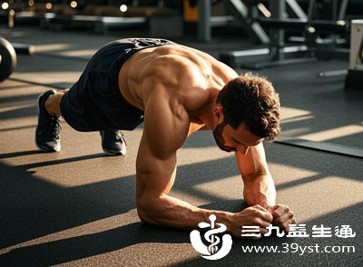 腹部训练主要是锻炼腹部肌肉，若不配合有氧运动燃烧脂肪