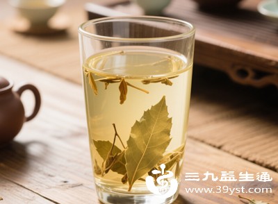 番泻叶加速排便时，会带走肠道内未吸收的蛋白质、维生素、矿物质等营养素