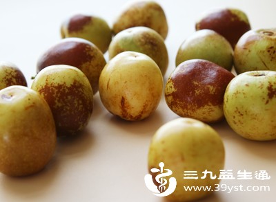 每100克冬枣中维生素C含量可达243毫克