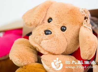 毛绒玩具、抱枕、围巾等不便水洗的物品