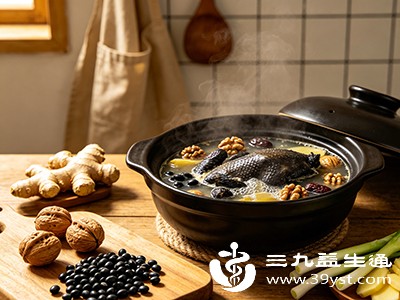 黑豆核桃乌鸡汤