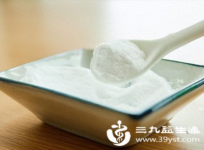 部分人认为“小苏打越多，清洁效果越好”