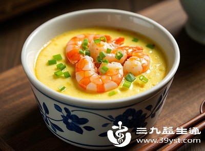 选择软烂、易咀嚼的食材