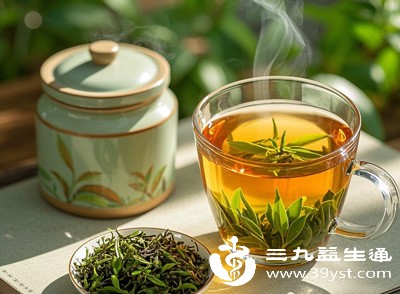 碧螺春性偏凉，且咖啡因可能刺激子宫收缩