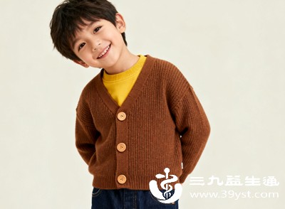 儿童缺铁易贫血，缺钙则影响骨骼和牙齿发育，都是生长关键营养