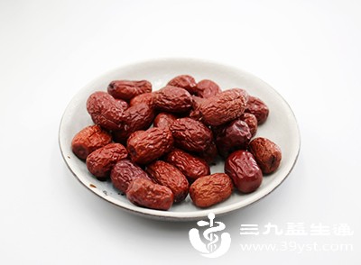 适宜人群每天用3-5颗红枣即可，不宜过多