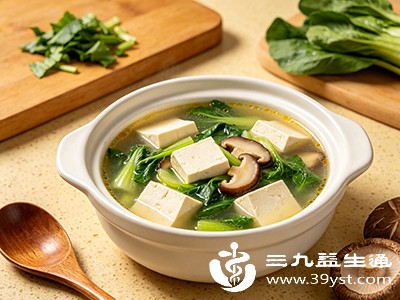 豆腐蔬菜汤（豆腐100克+青菜200克+菌菇50克）