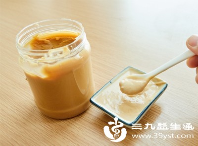 用“水煮菜”蘸麻酱、花生酱，热量瞬间翻倍