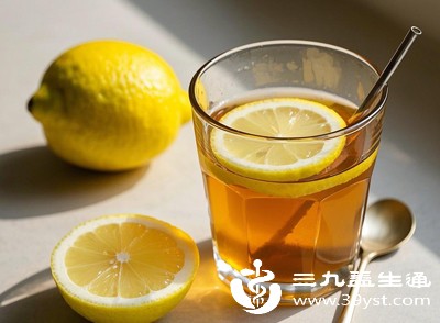 若觉得柠檬水口感过酸，可适量添加蜂蜜调味