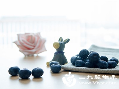 可适当增加富含花青素的食物