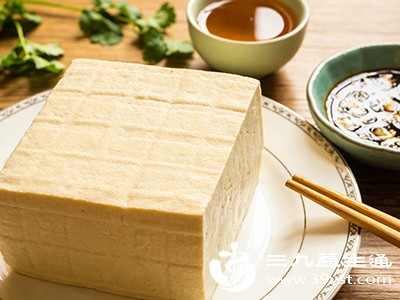 豆制品是主要蛋白来源，容易不知不觉吃多，同时可能忽略碘的补充