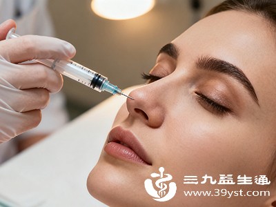 注射隆鼻是通过向鼻部特定部位注射填充材料来达到垫高鼻子的效果