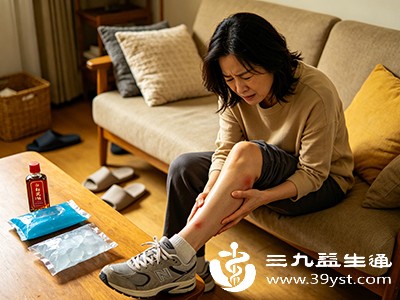 脚扭后肿痛难动 按“RICE原则”急救 再分3阶段护理 好得快