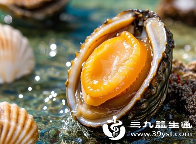鲍鱼内脏含有优质蛋白质、不饱和脂肪酸,以及维生素A、B族维生素和钙、铁、硒等矿物质 鲍鱼内脏含有优质蛋白质、不饱和脂肪酸,以及维生素A、B族维生素和钙、铁、硒等矿物质