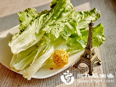 即使是低热量的生菜,也需控制食用量 即使是低热量的生菜,也需控制食用量