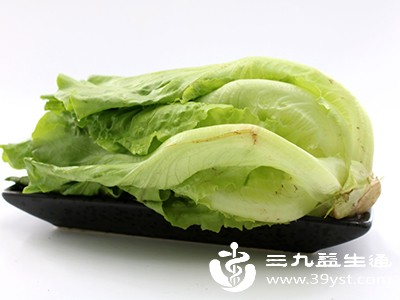 用生菜替代部分高热量食物，能有效降低餐食总热量